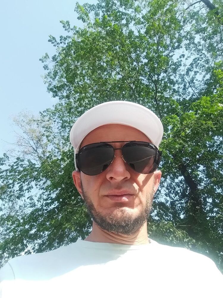  ,   Tofikdfydcuv, 39 ,   ,   