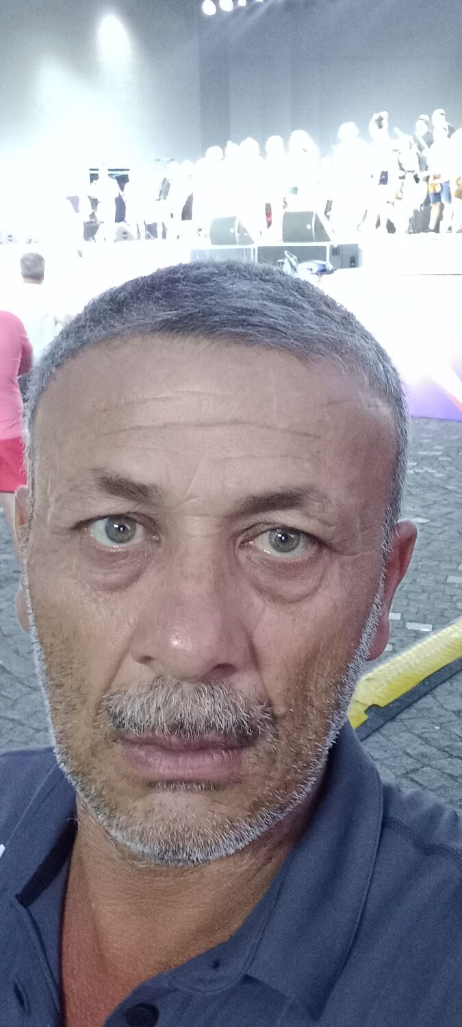  44797120  Ehmedov, 49 ,    