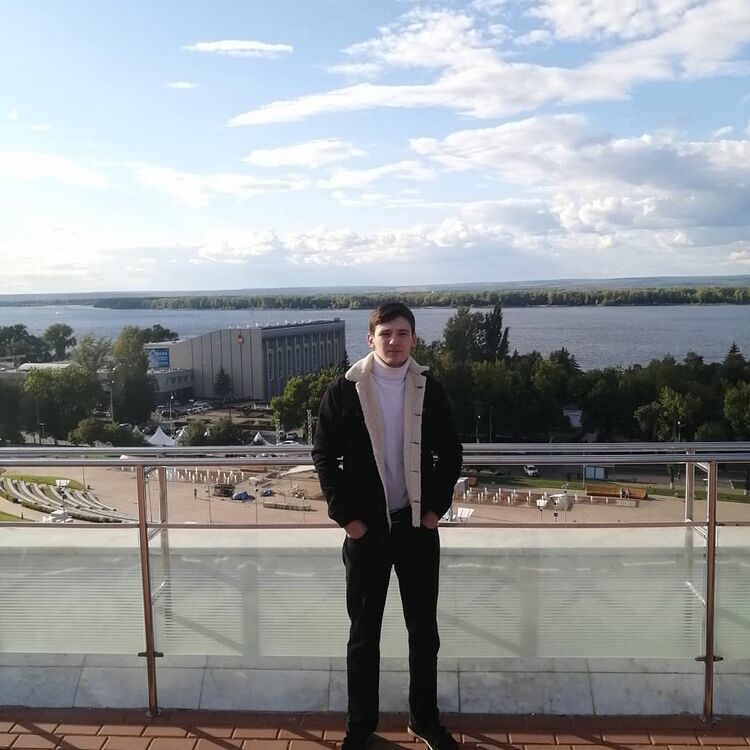  26192620  Alisher, 25 ,    