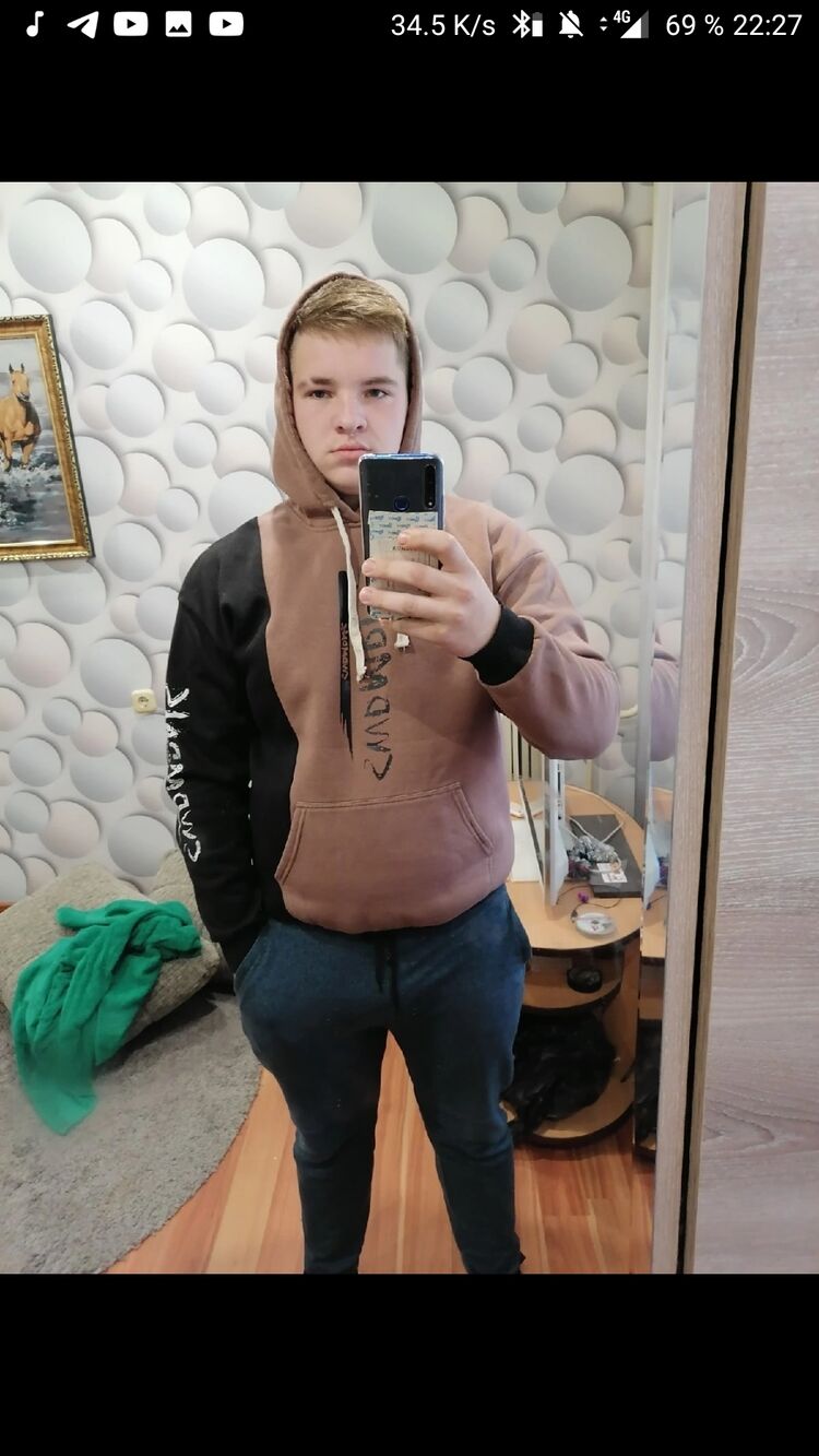  49697440  , 22 ,    