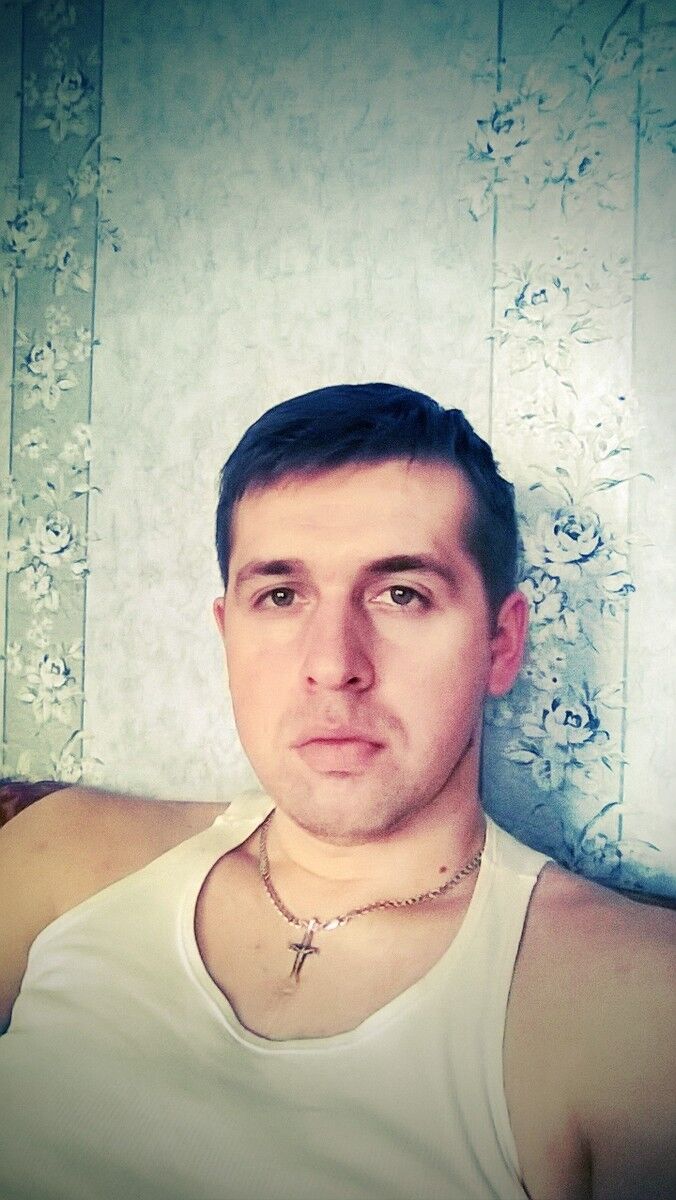  ,   Artur, 36 ,   ,   , c 