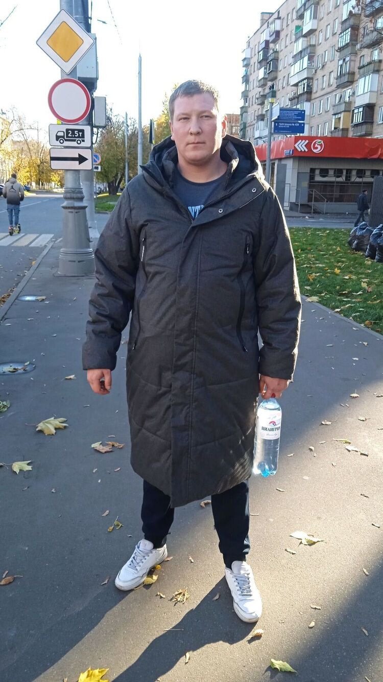  33782030  Waleron, 31 ,    