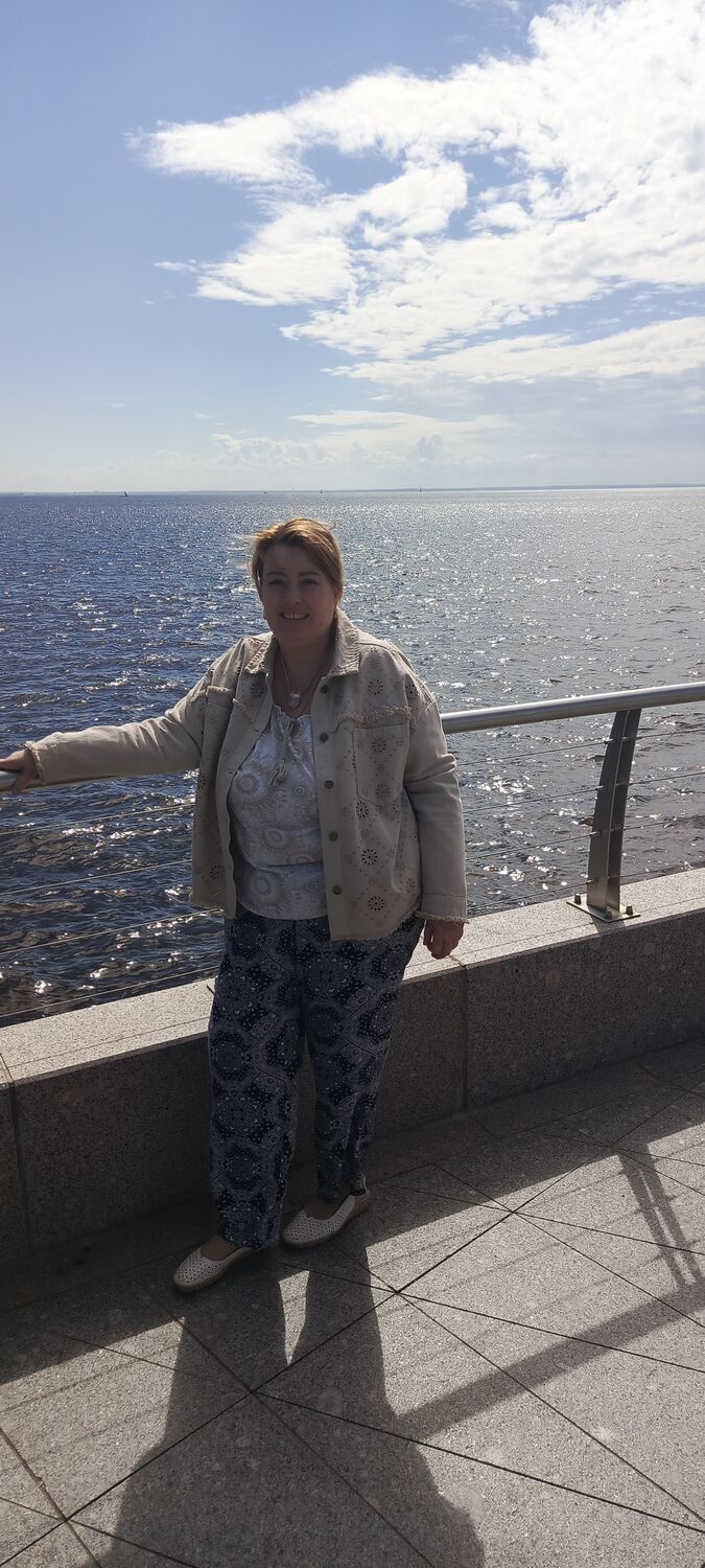  45077940  Natali, 62 ,    