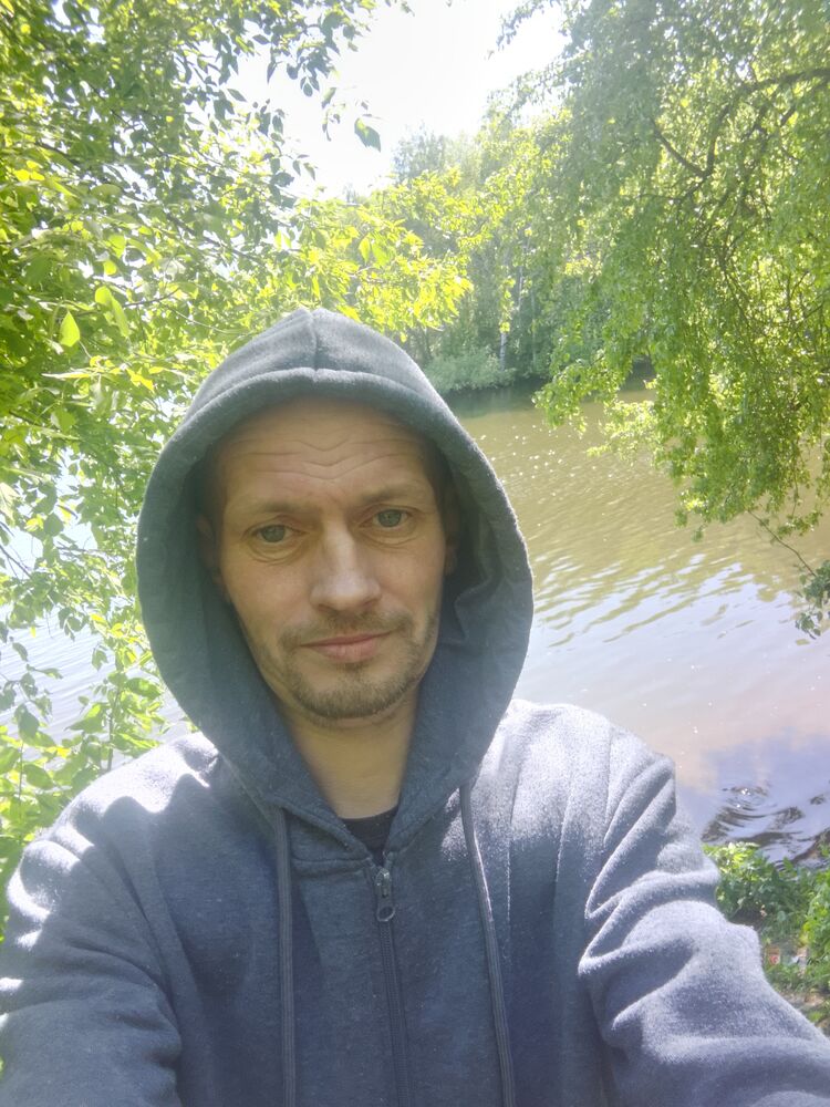  48615810  , 42 ,    -