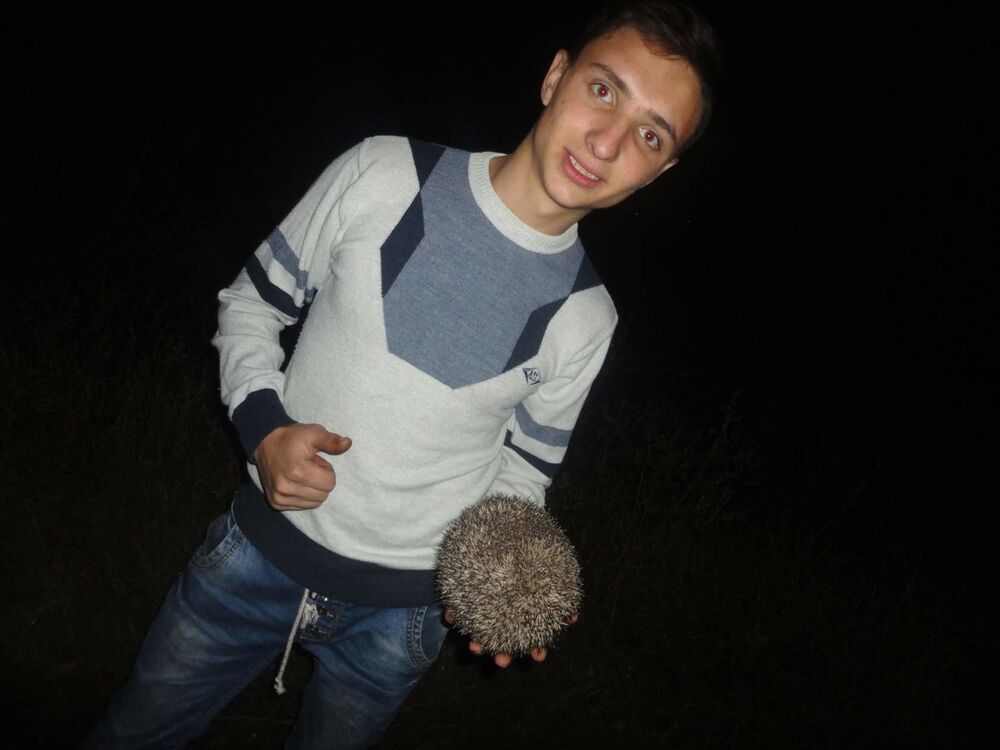 ,   Serghei, 25 ,   ,   , c 
