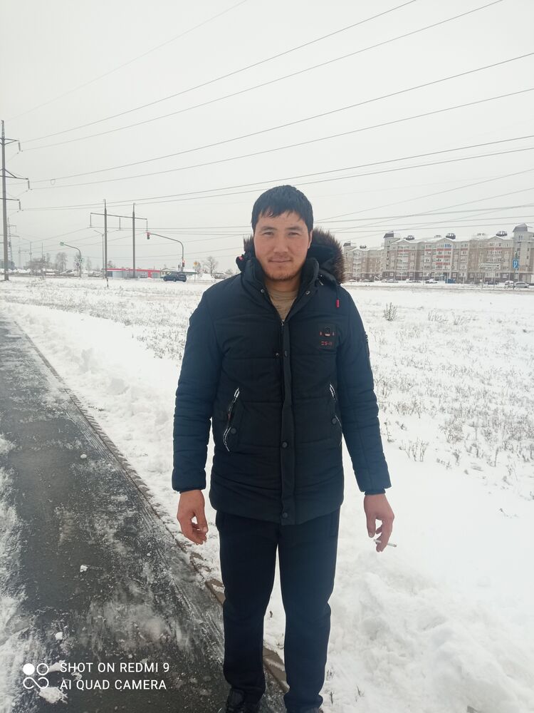 30946310  Jasur, 31 ,    