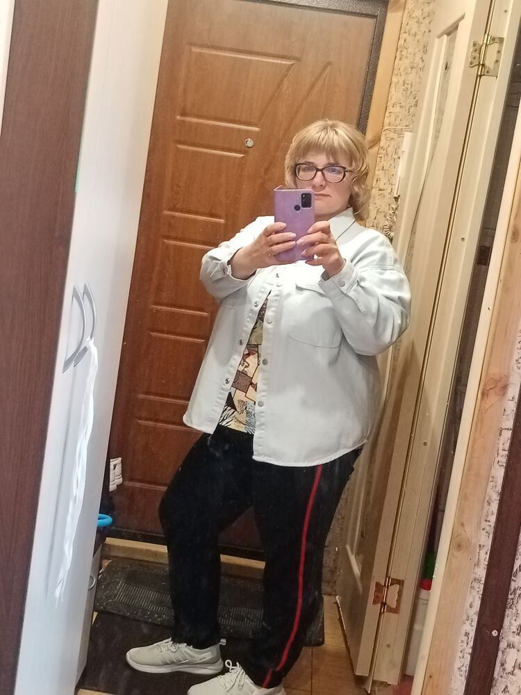  52105610  , 45 ,    