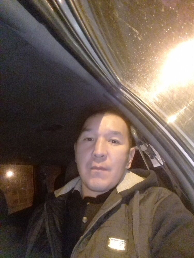  10904810  , 44 ,    