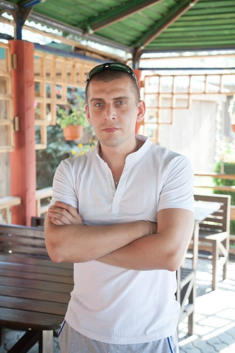  ,   Andrey, 44 ,   ,   
