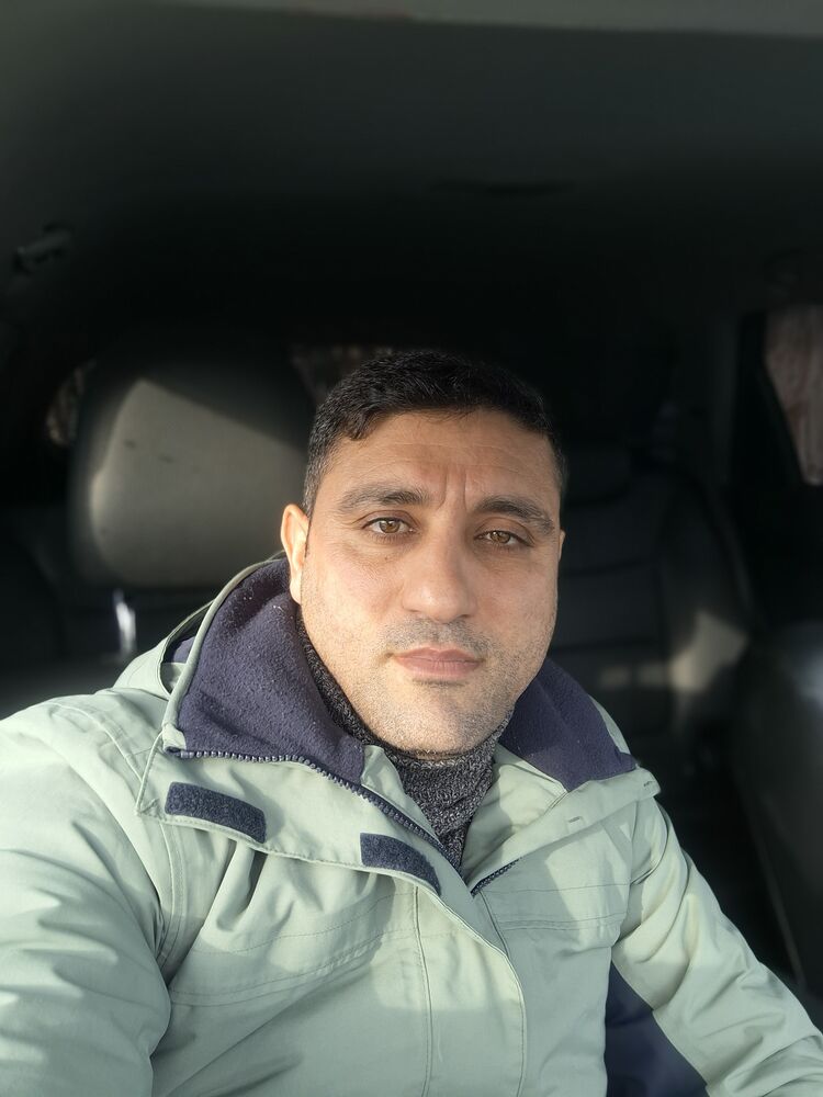  ,   Adam, 28 ,   ,   