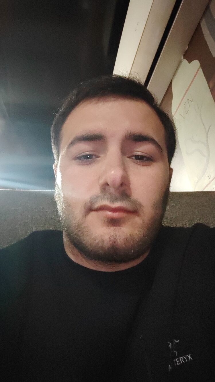  46769570  , 25 ,    