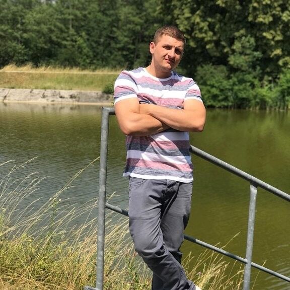  ,   Sasha, 41 ,   ,   , c 
