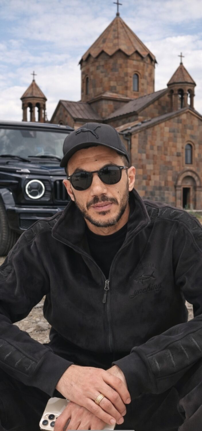 ���������� Arthon, ���� ������� Bob, 41 ���, ������������ 