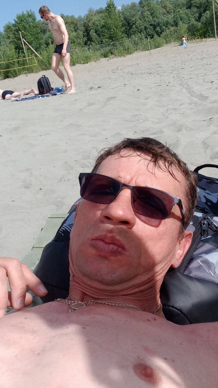  28367370  Oleg, 51 ,    