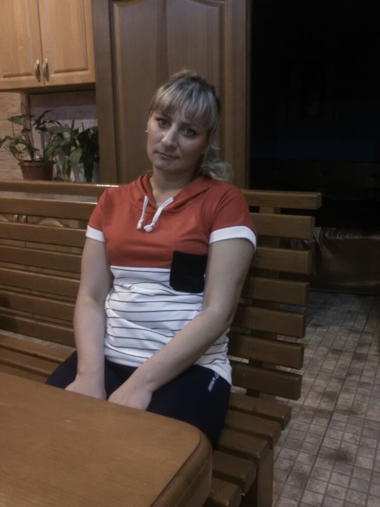  6823180  Alina, 40 ,    
