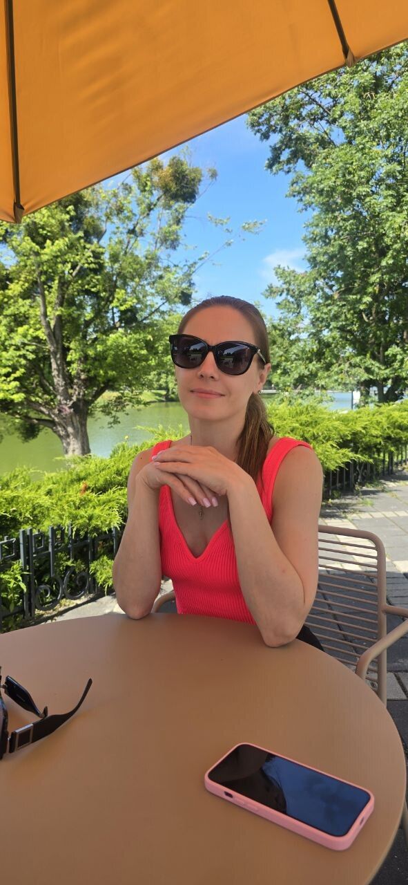  ,   Vera, 34 ,   c 