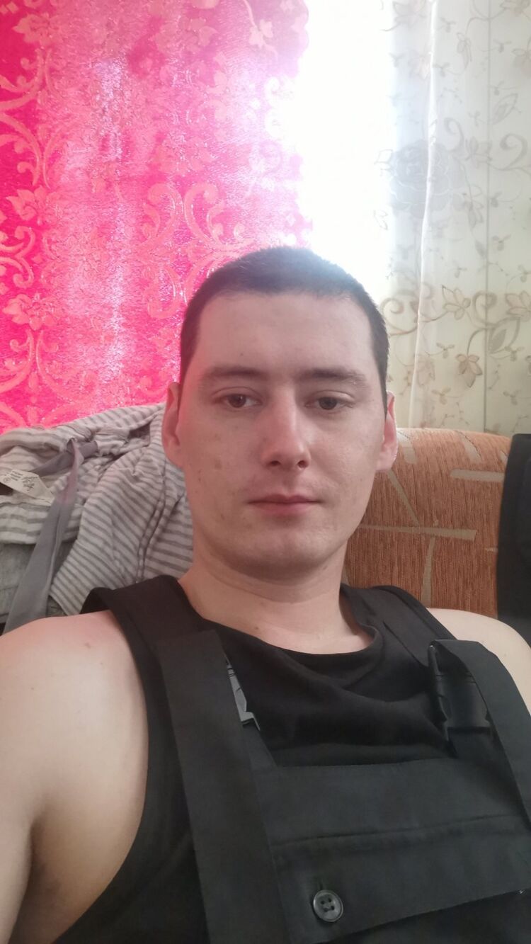  37884360  , 32 ,    