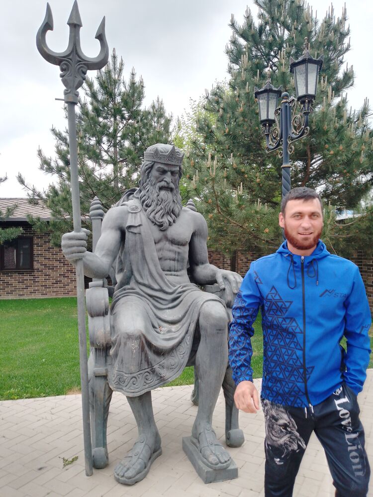  44022900  Firuz, 29 ,    