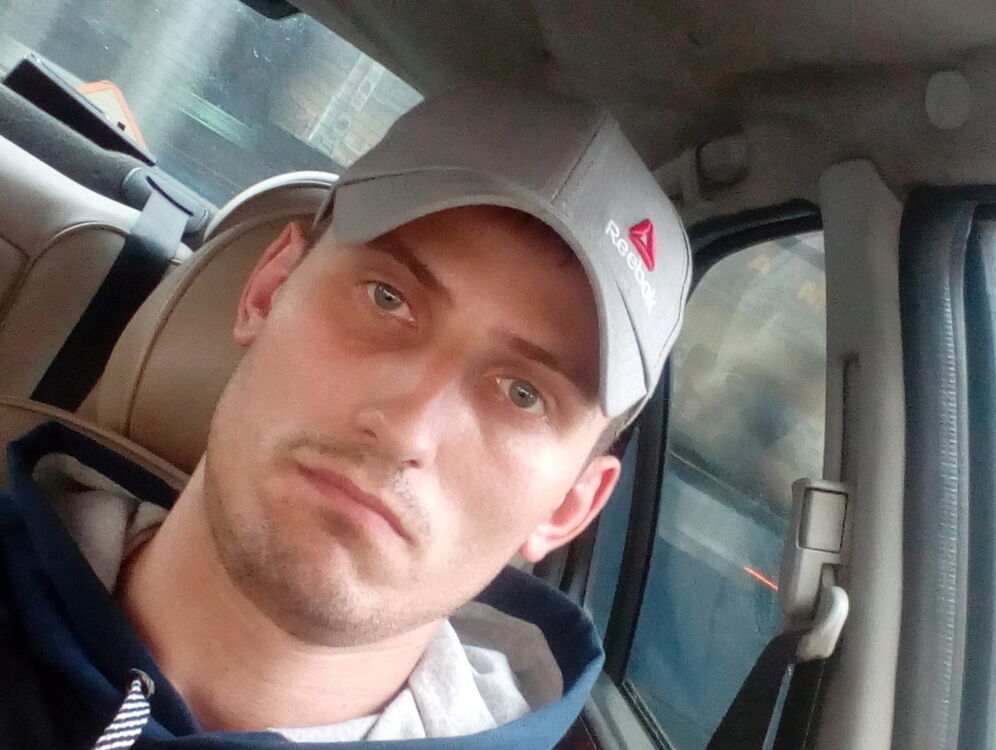  12920280  Slavik, 35 ,    