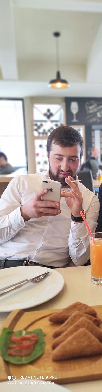  ,   Sam, 25 ,   ,   