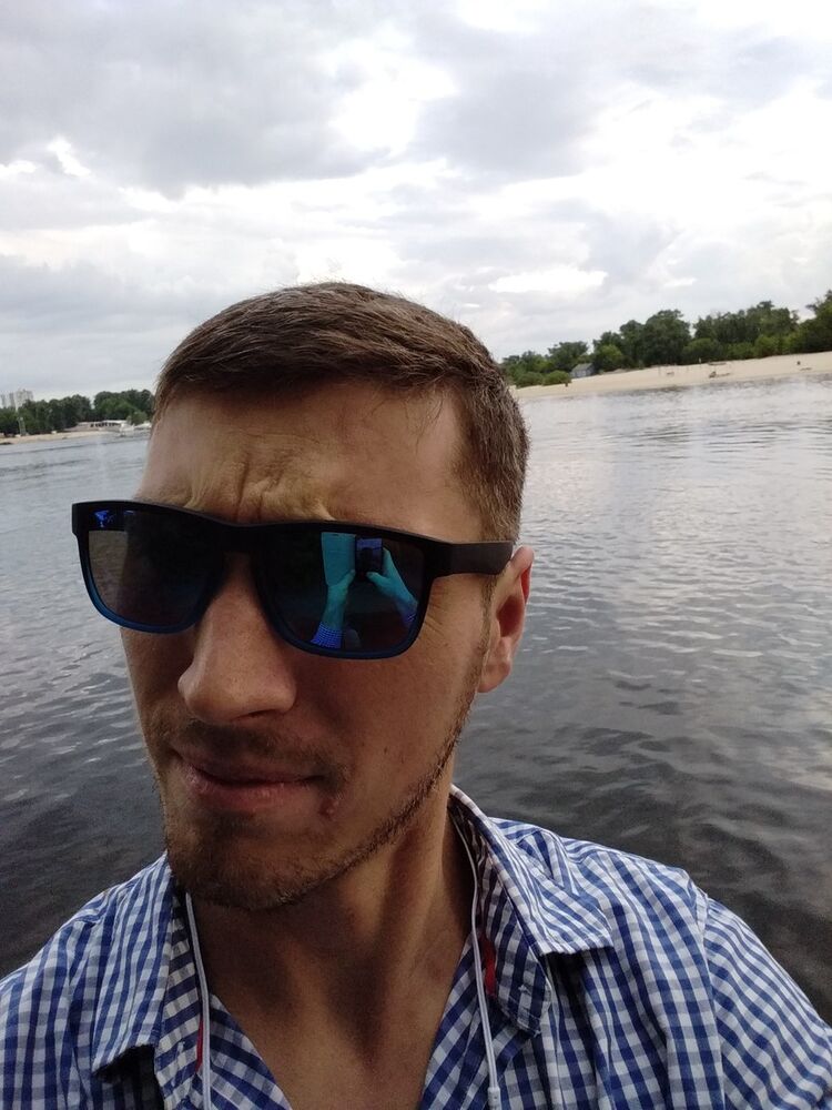  ,   Serg, 36 ,   