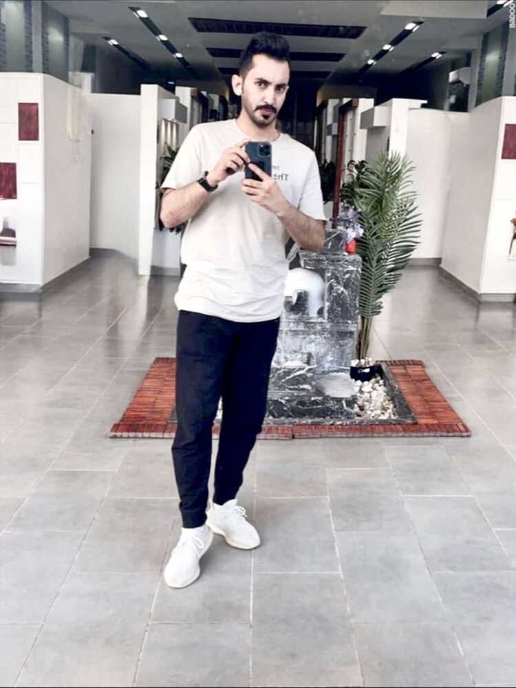  52884960  Ghallab, 31 ,    