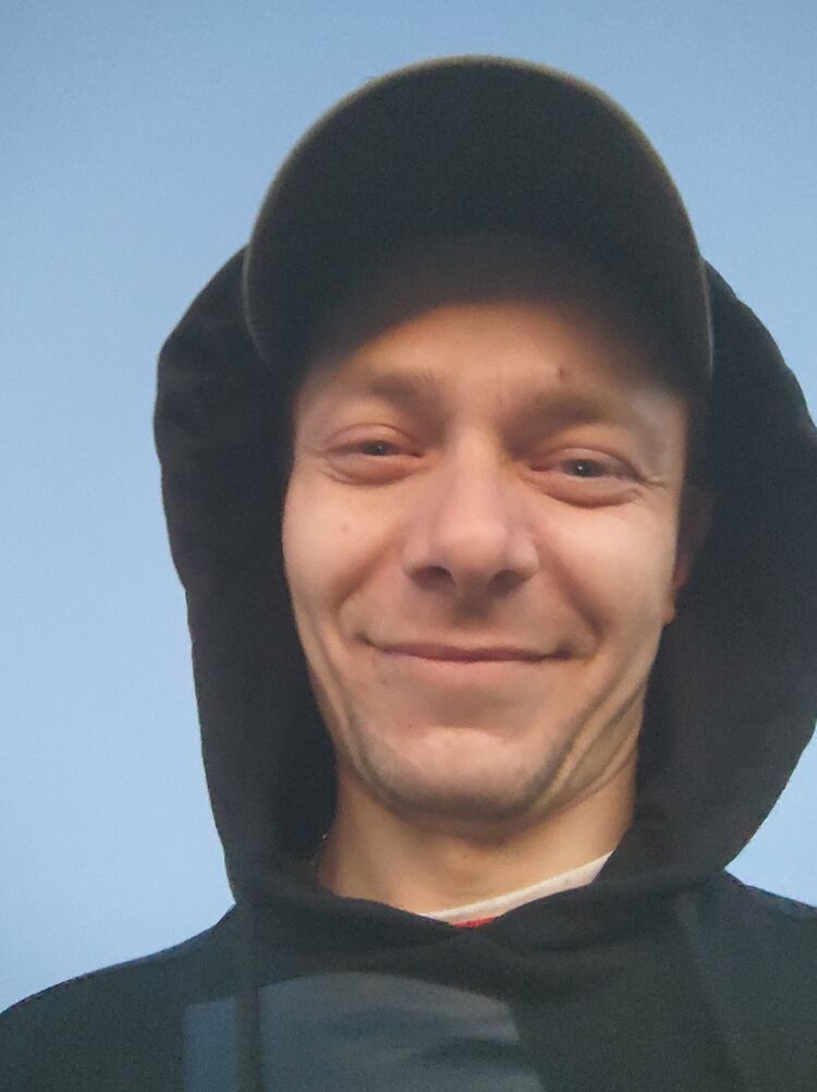  41828260  , 34 ,    