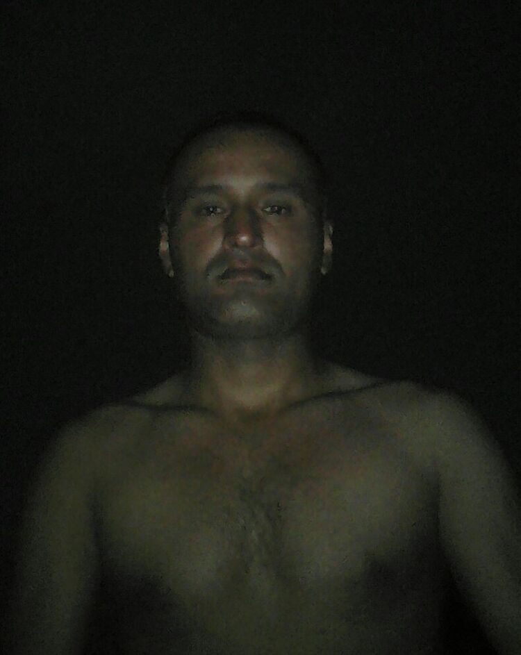  6152120  Temur, 44 ,    