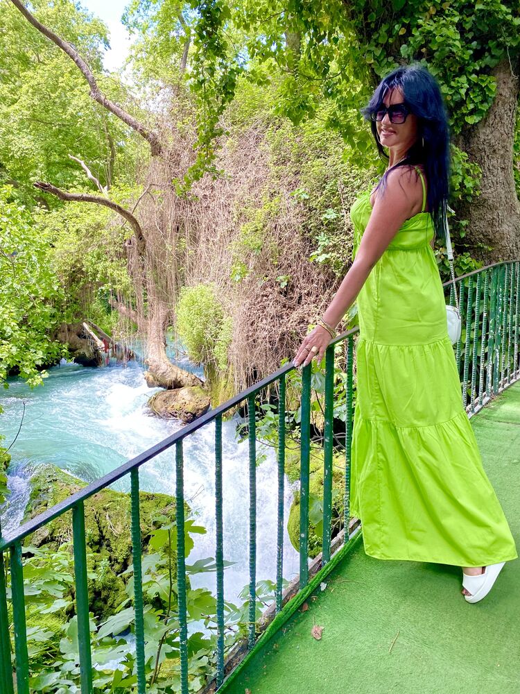  26411160  LAURA, 40 ,    Beloslav
