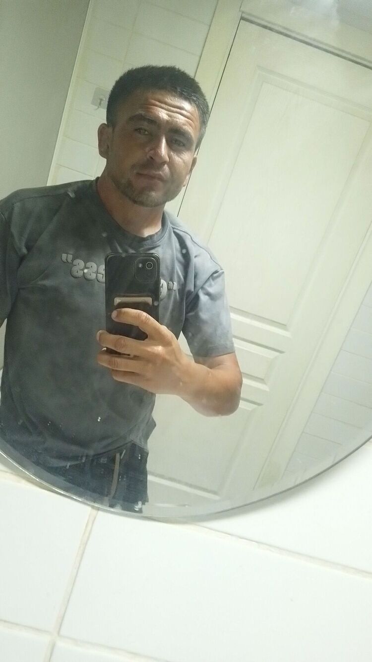  53165720  ABDUl, 25 ,    