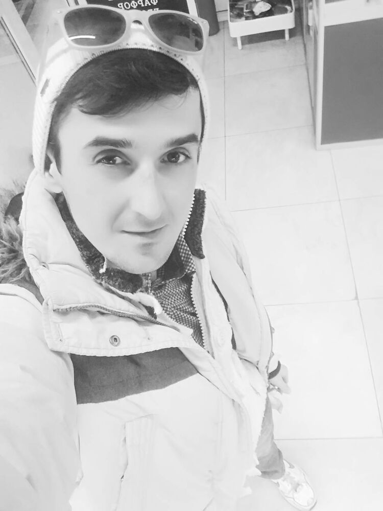 25762430  , 37 ,    