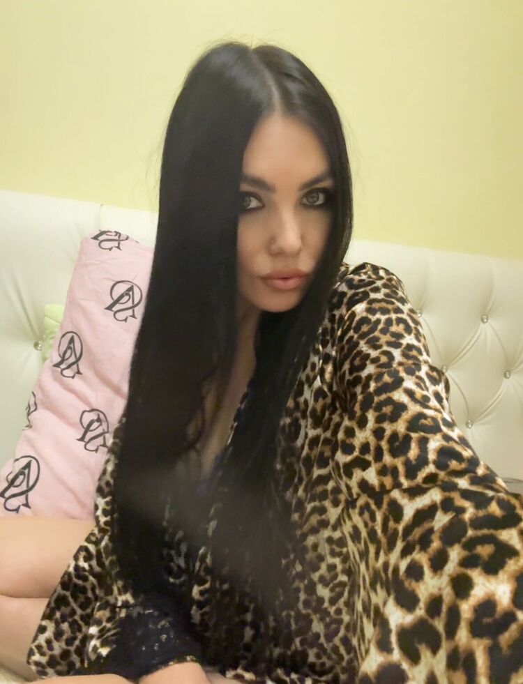  47967270  , 34 ,    