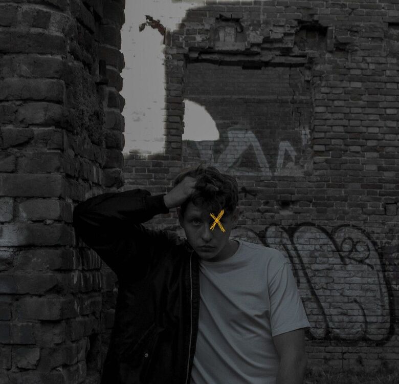  34352220  Egor, 21 ,    --