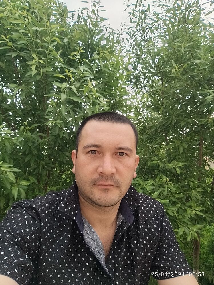  ,   Mukhammad, 35 ,   ,   