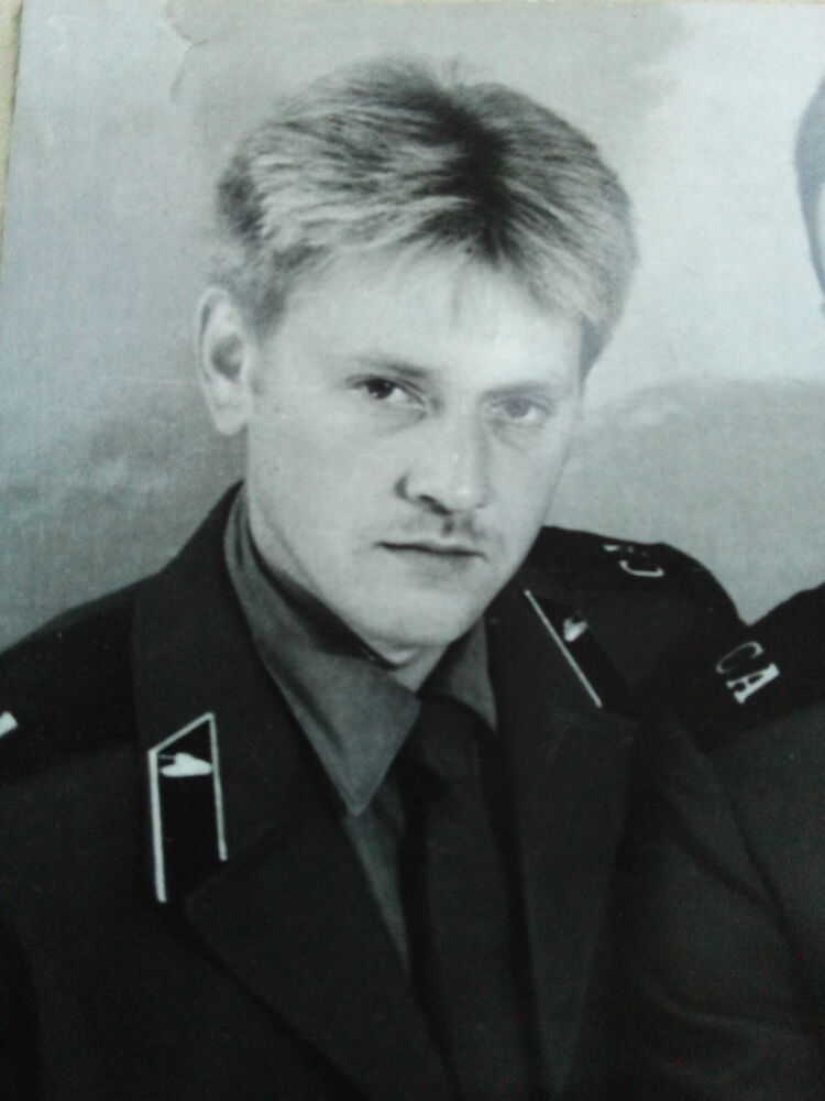  46311020  Stan, 64 ,    