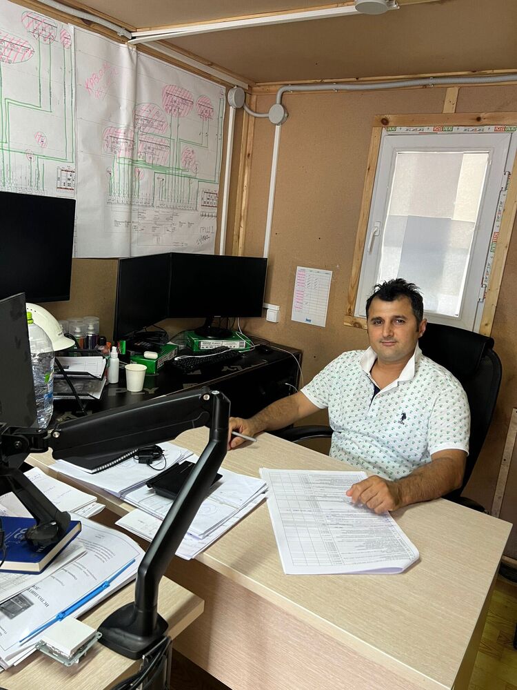  28146050  HAKAN MERT, 43 ,    