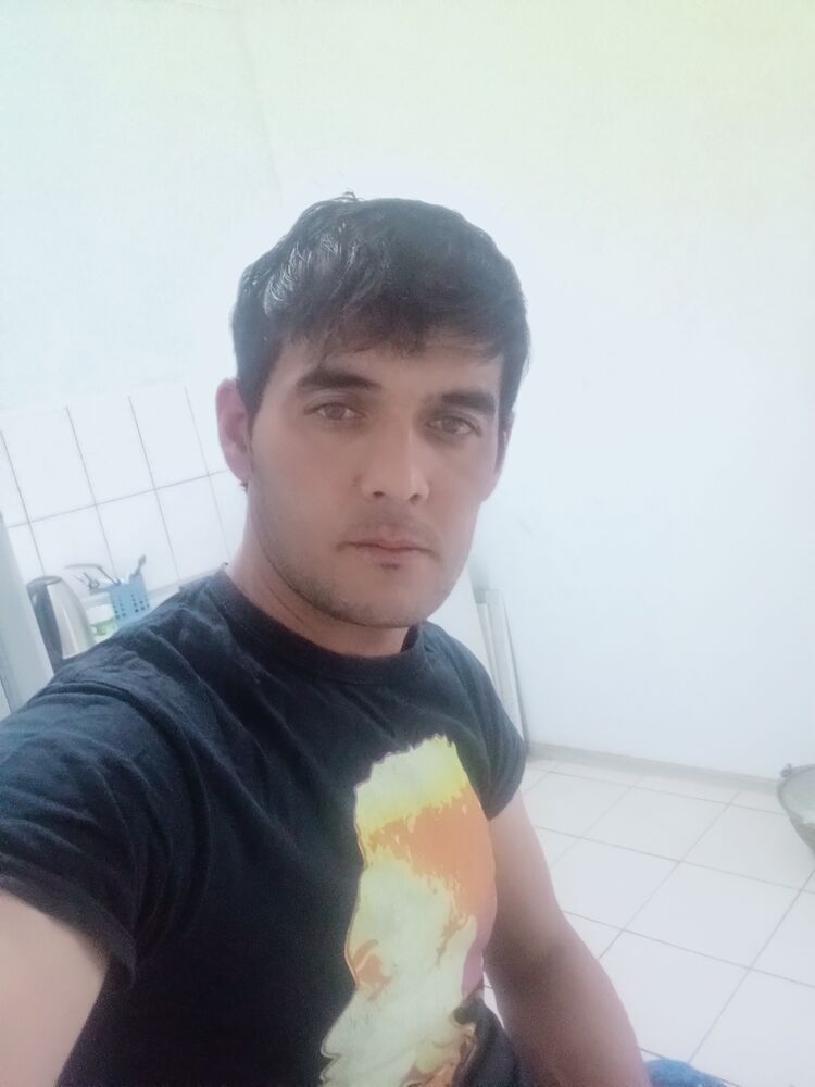  28648940  , 35 ,    