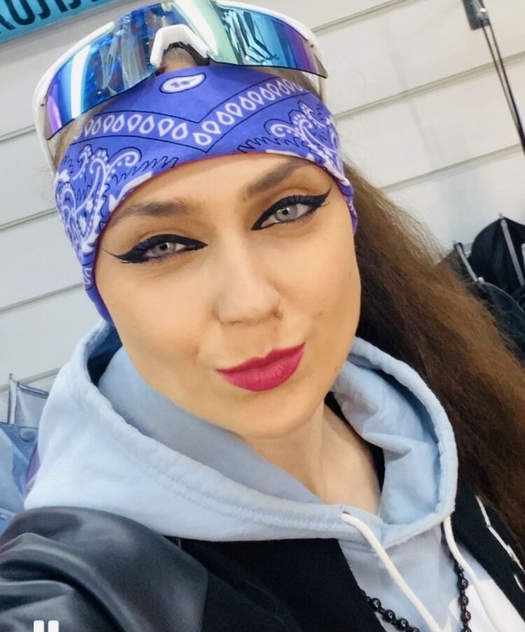  53549670  Kristina, 35 ,    