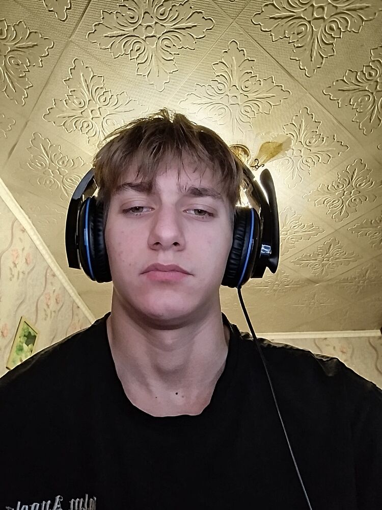  48334320  , 19 ,    