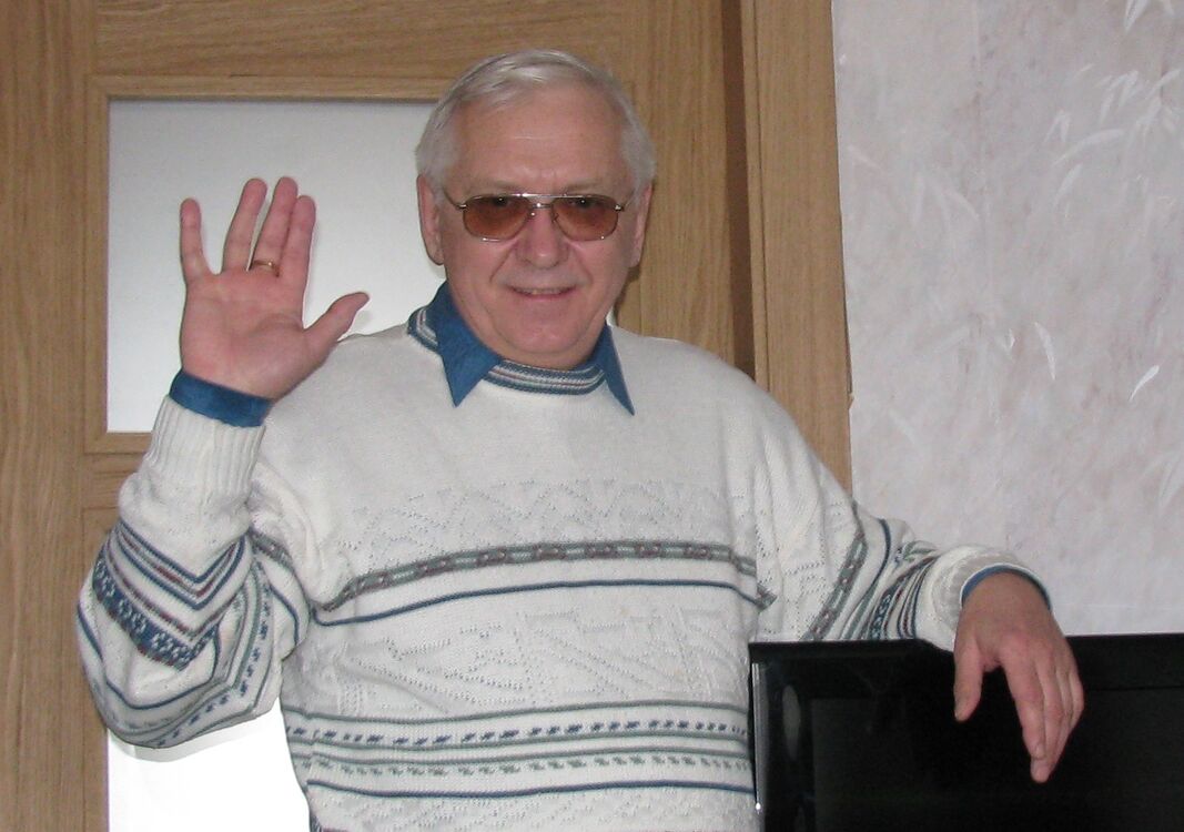  53911220  Vladimir, 68 ,    