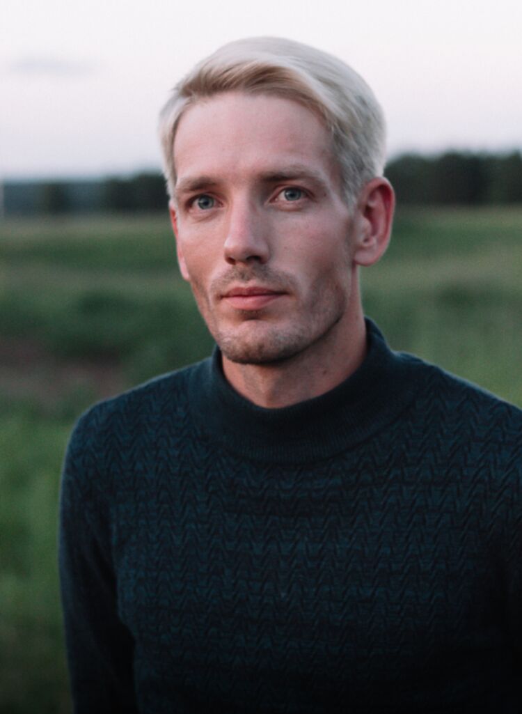  31965200  Alexey, 32 ,    