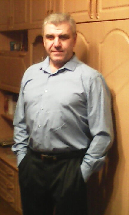  8601630  Andrei, 58 ,    