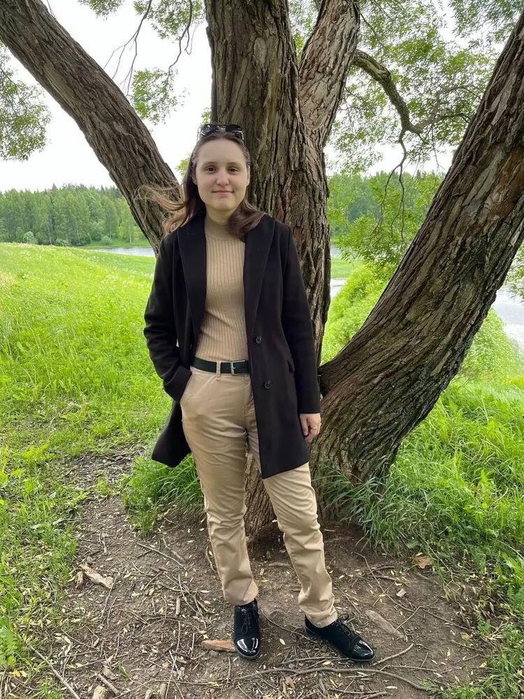  ,   Karina, 23 ,     , c , 