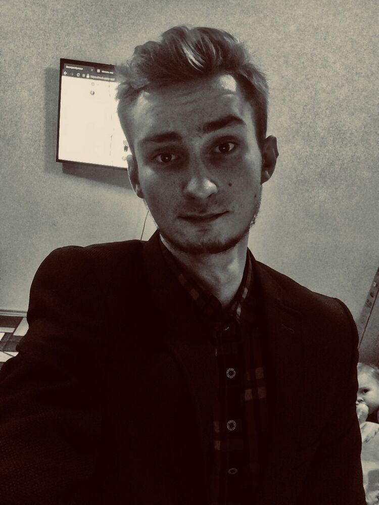  43929130  , 28 ,    