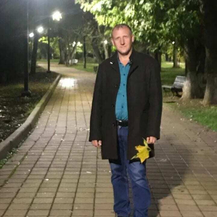  43858590  , 44 ,    