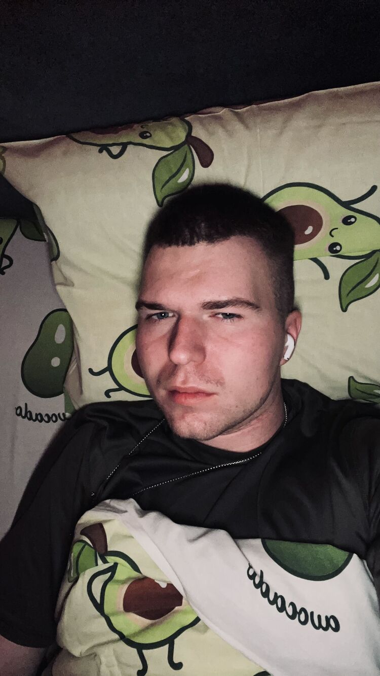  53879510  , 27 ,    -