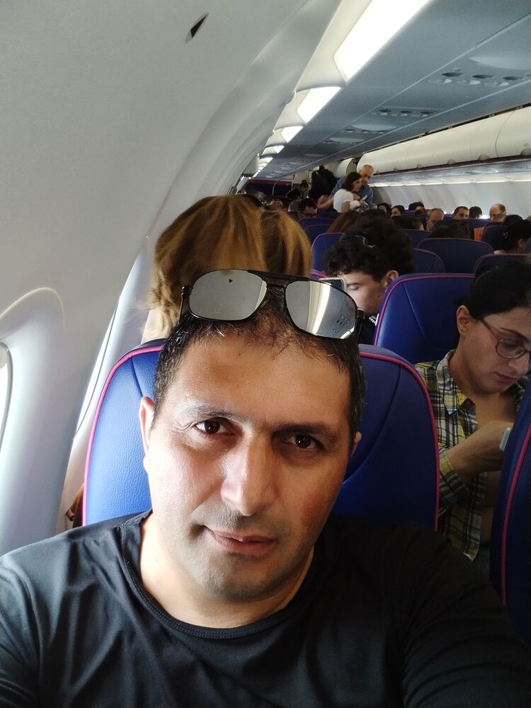  ,   Andro, 46 ,     , c 