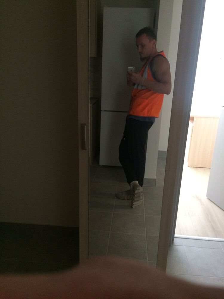  48484430  , 33 ,    