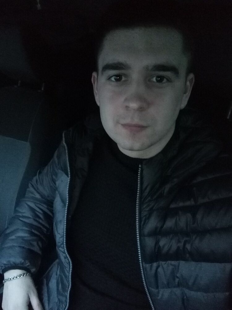  18543190  Artem, 30 ,    