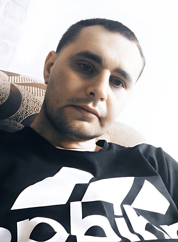  48830580  , 37 ,    